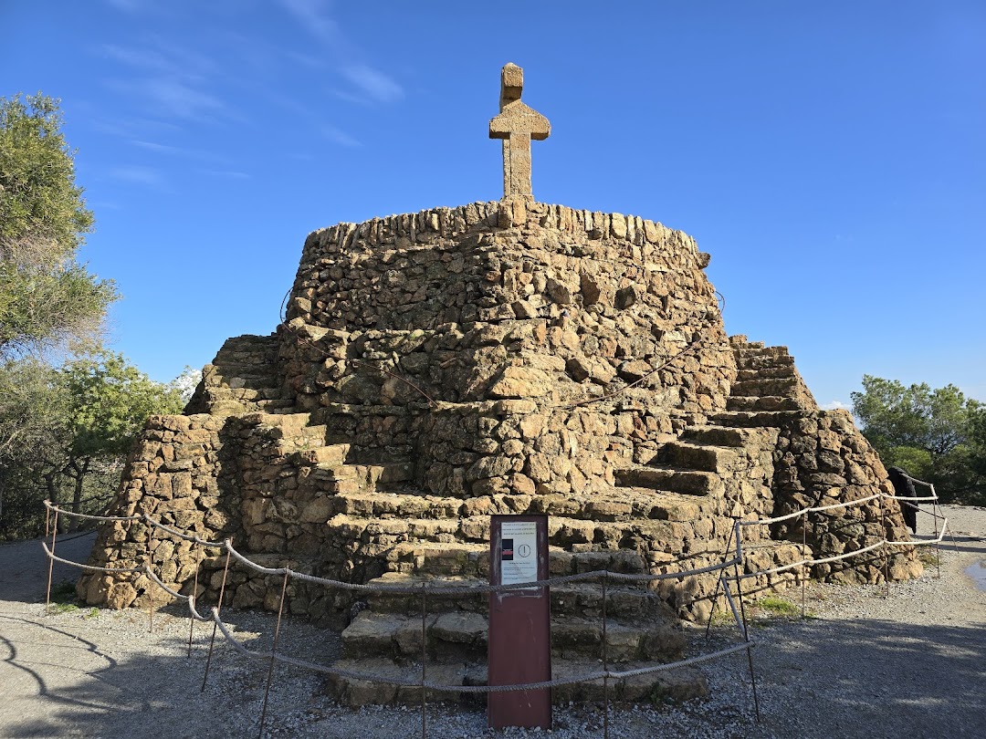 Turó de les Tres Creus