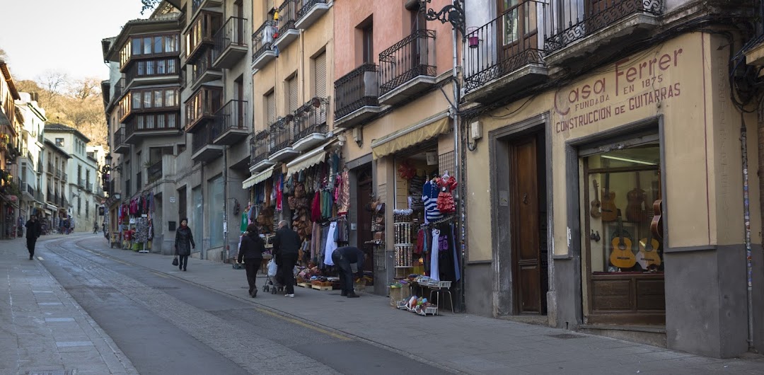 Guitarrería Casa Ferrer