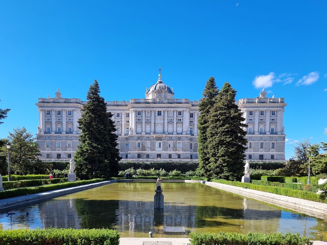 Jardines de Sabatini & Plaza de Oriente
