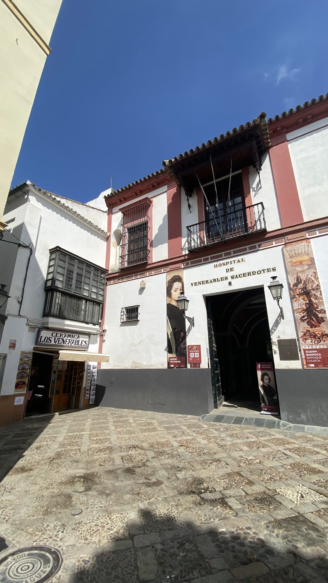 Hospital de los Venerables — Centro Velázquez